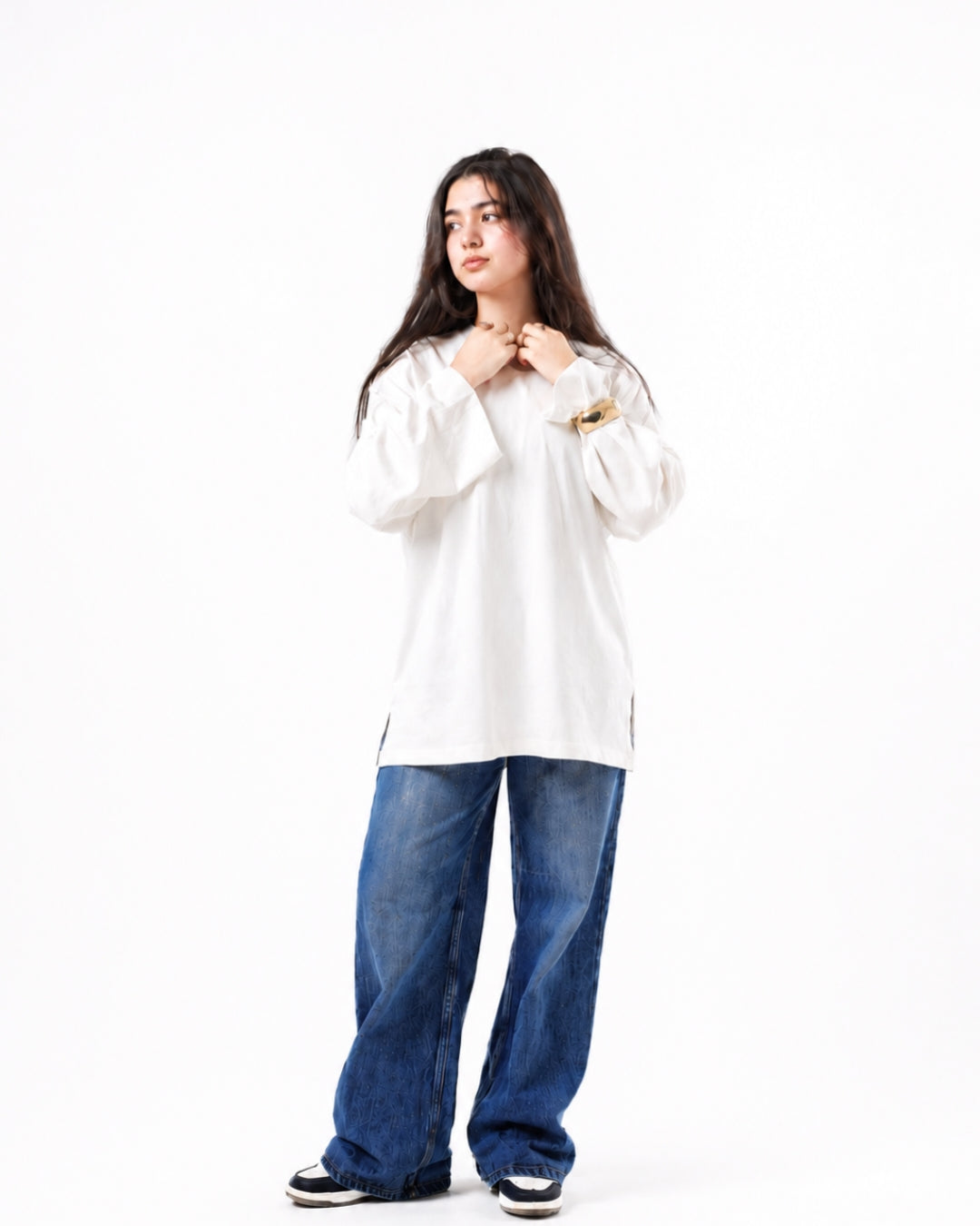 Long sleeve Oversized t-shirt -White color