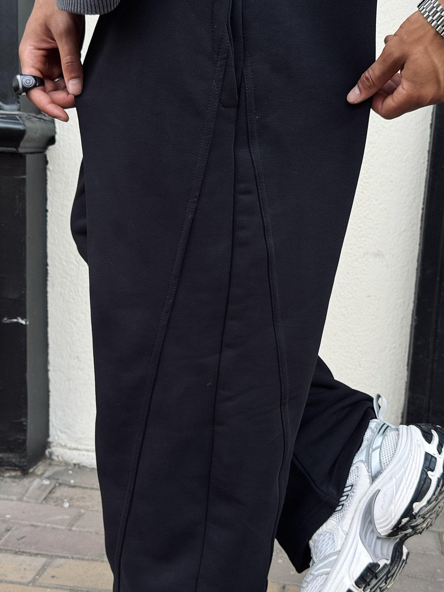 Balloon Fit Black SweatPants